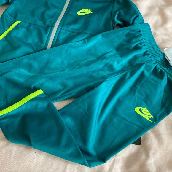 Nike Jacket Pant Set Super Stylish Neon Outfit 6249 - Picture 5 of 5